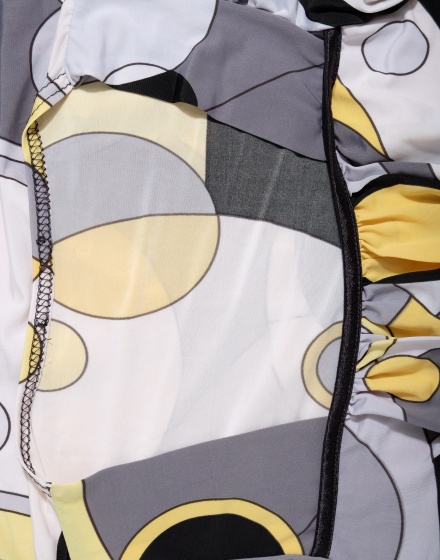 Дамска блуза с къс ръкав