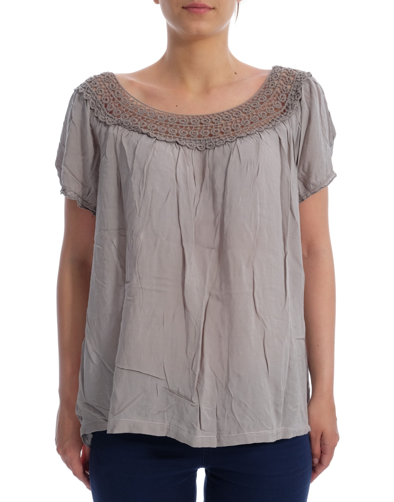 Дамска блуза с къс ръкав