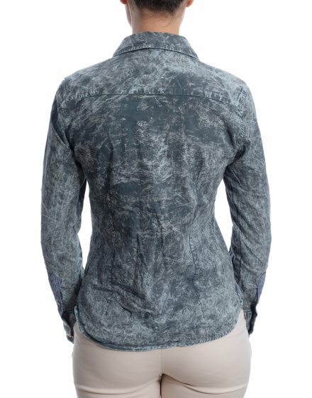 Дамска риза