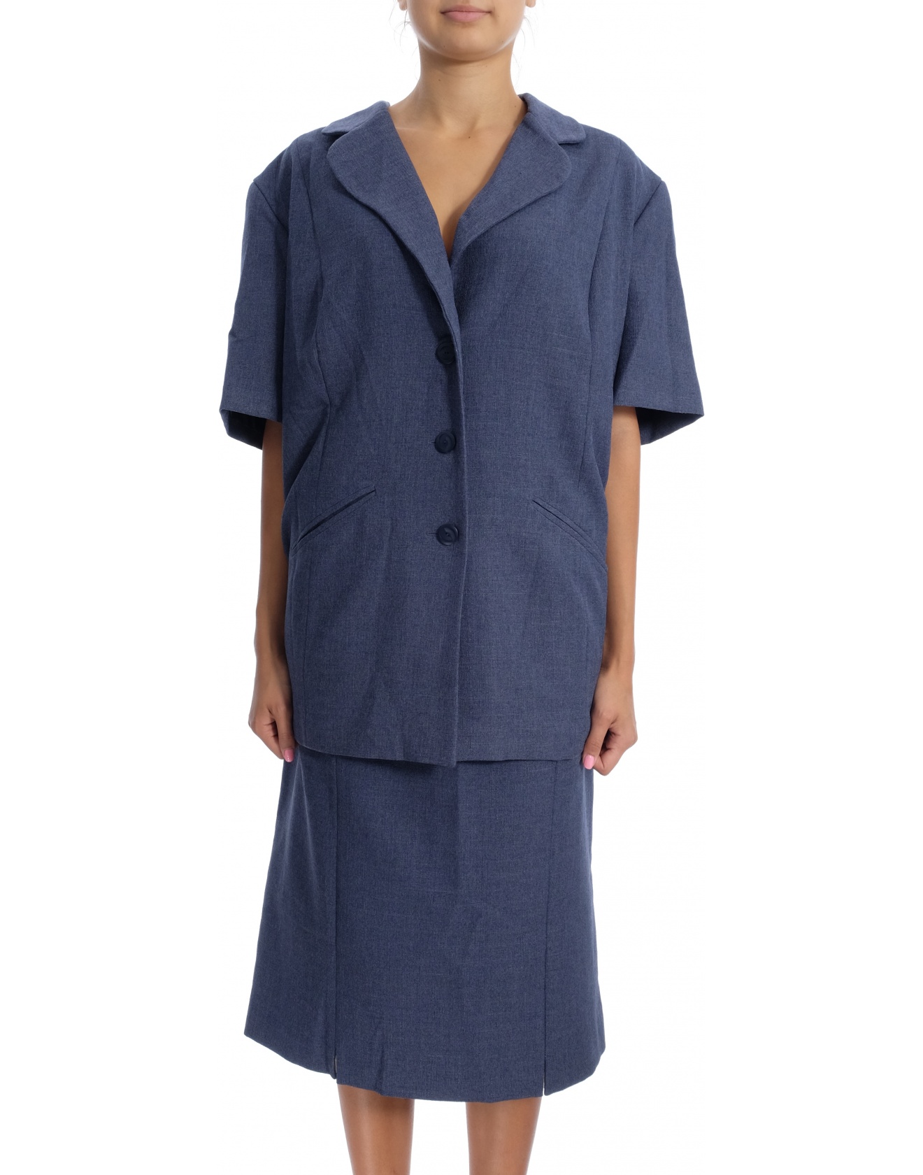 Дамски костюм