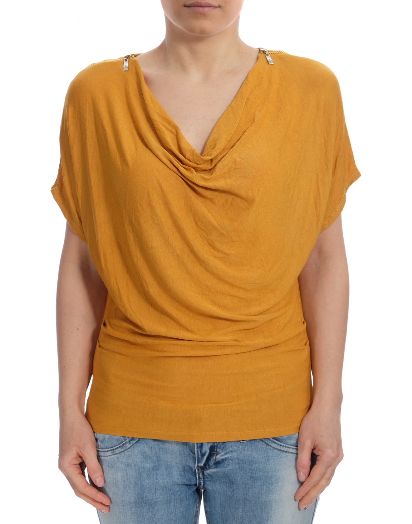 Дамска блуза с къс ръкав