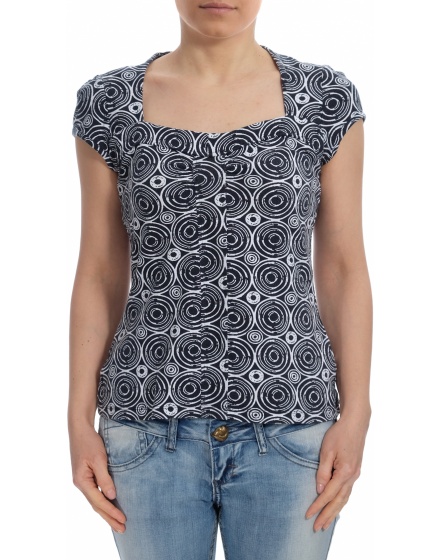 Дамска блуза с къс ръкав