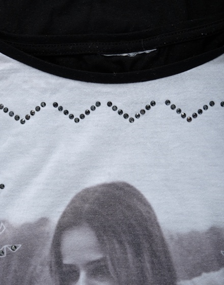 Дамска блуза с къс ръкав