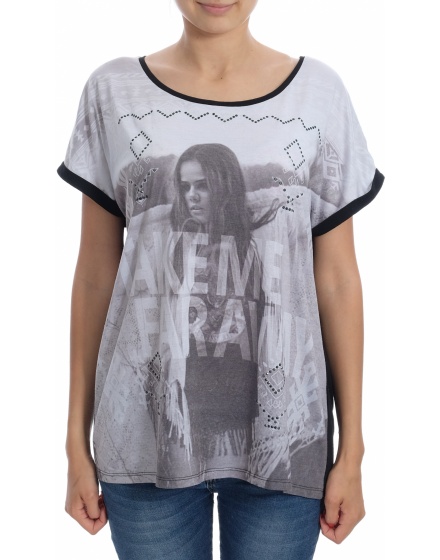 Дамска блуза с къс ръкав