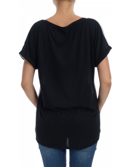 Дамска блуза с къс ръкав