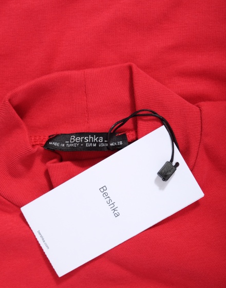 Дамска блуза с къс ръкав Bershka