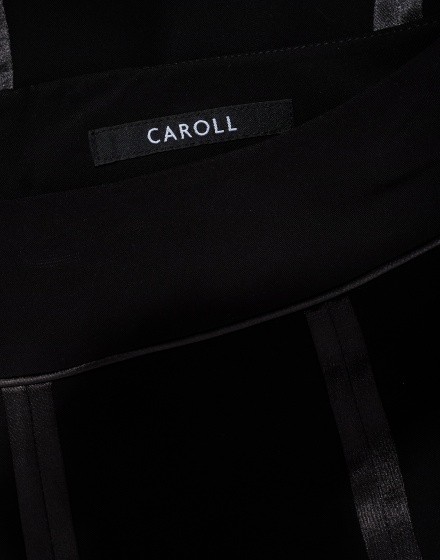 Дамска пола Caroll