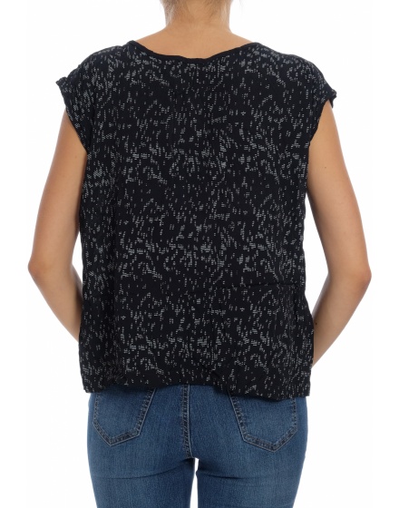 Дамска блуза с къс ръкав