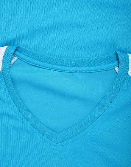 Спортна тениска