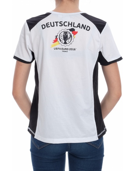 Спортна тениска