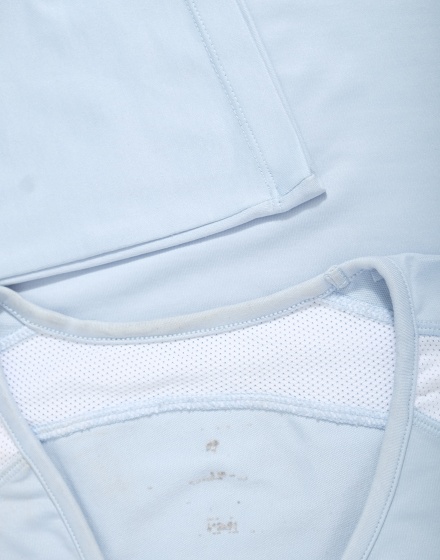 Спортна тениска