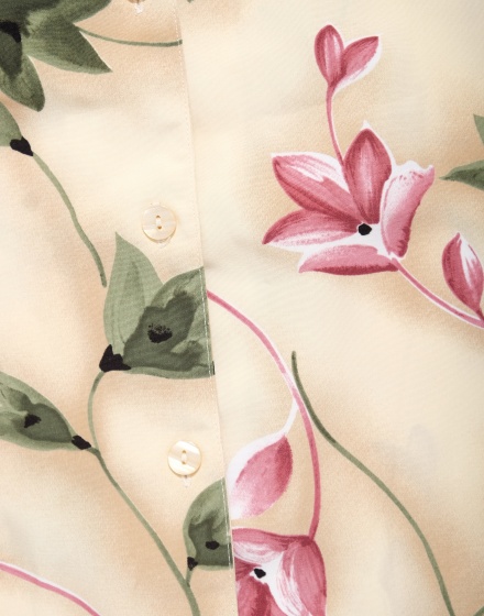 Дамска риза с къс ръкав