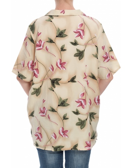 Дамска риза с къс ръкав