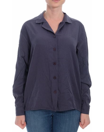 Дамска риза