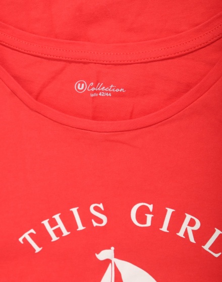 Дамска тениска U Collection