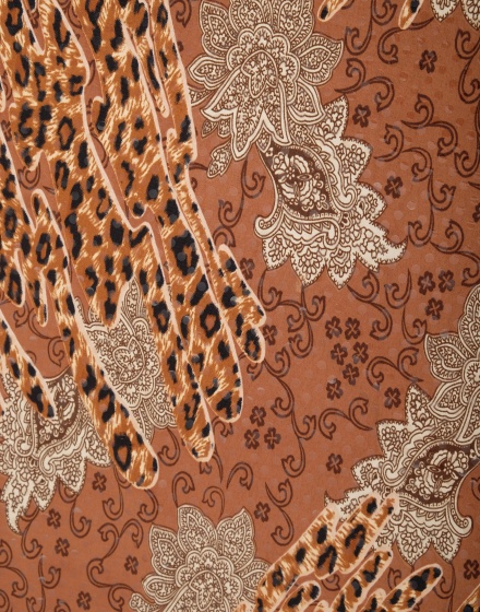 Дамска блуза с къс ръкав