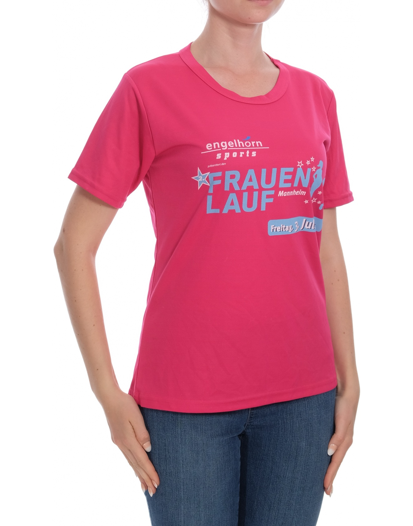 Спортна тениска