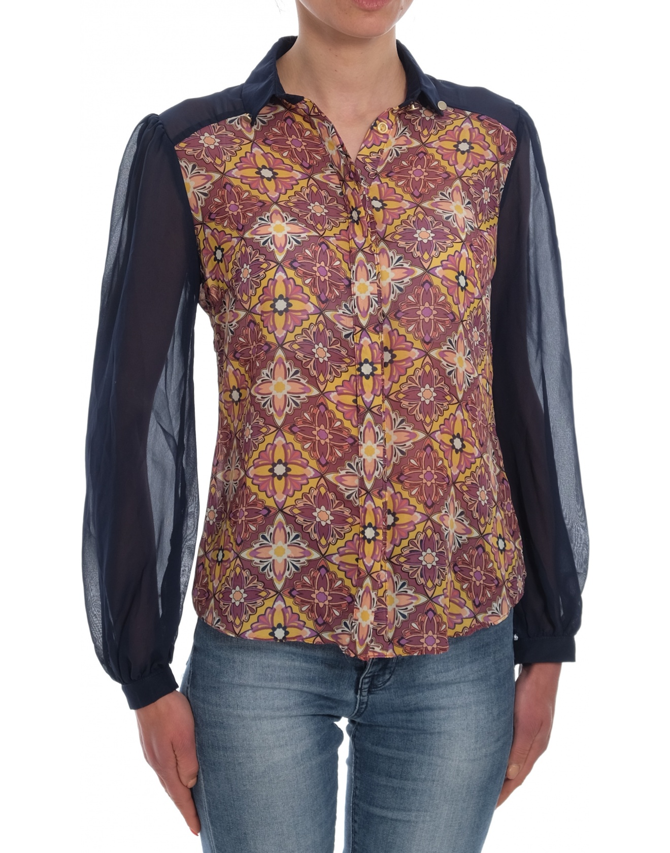 Дамска риза