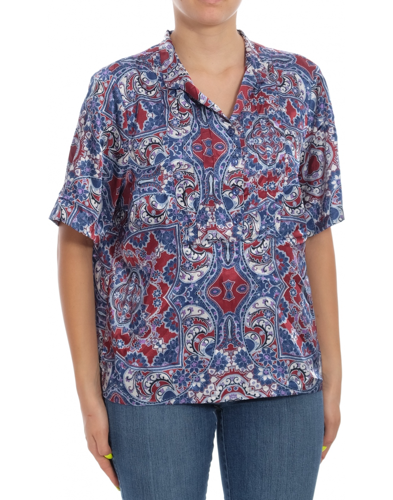 Дамска риза с къс ръкав