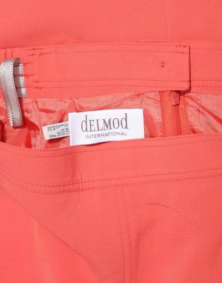 Дамска пола Delmod